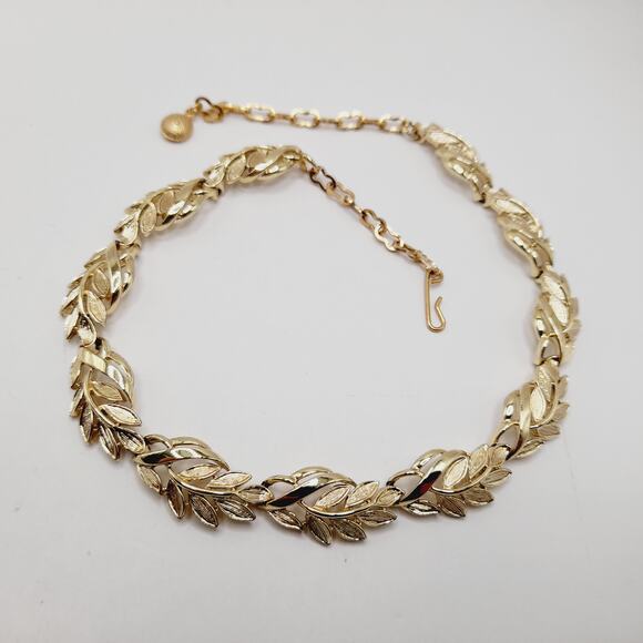 Vintage Gold Plated Leaf Link Choker Necklace 15” 1950s–1960s - Picture 7 of 13